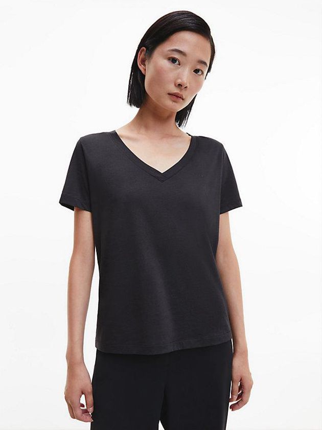 Calvin Klein USA Essential V-Neck Womens T-Shirt Black 0392764-NV